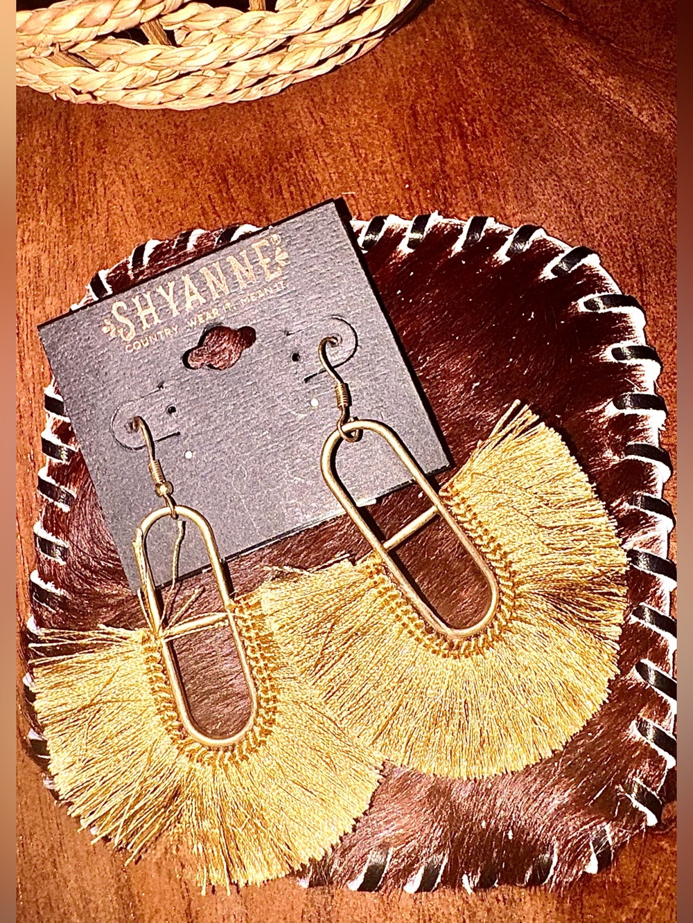 NEW! SHYANNE WOMEN'S GOLDEN HOUR FRINGE EARRINGS